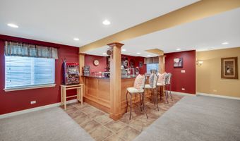 7 ROCK RIVER Ct, Algonquin, IL 60102