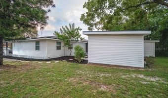 412 OAK St, Auburndale, FL 33823
