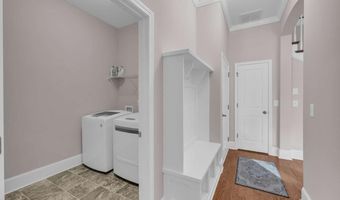 519 Huntington Dr, Ball Ground, GA 30107