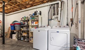 100 Summersweet Dr, Banner Elk, NC 28604