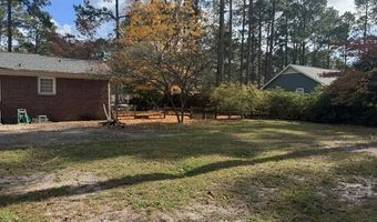 1003 Robinwood Rd, Aberdeen, NC 28315