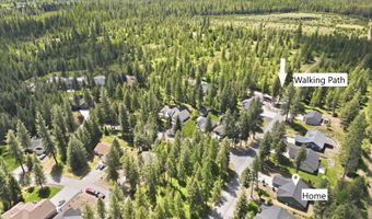 33 Parkland Dr, Blanchard, ID 83804