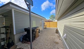 55135 5TH St, Astor, FL 32102