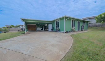 18 Hoomoku Loop, Kahului, HI 96732