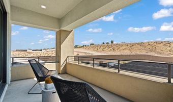 82 Glade Hollow Dr, Las Vegas, NV 89135