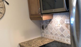 316 BURNSIDE St 103, Annapolis, MD 21403