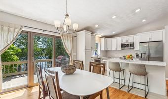 11 Noto Dr, North Providence, RI 02904