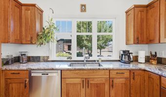 11255 KROENIG Rd, Amity, OR 97101