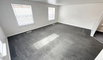 1690 Round Up Rd, Fernley, NV 89408