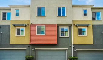 225 Royal Gln 408, Escondido, CA 92025