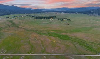 17 Gray Ln, Cascade, ID 83611