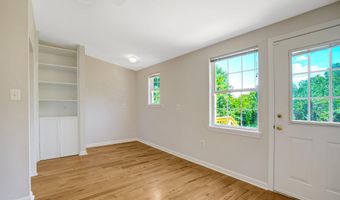 7107 COVENTRY Rd, Alexandria, VA 22306