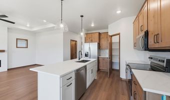 2417 E Brek St, Brandon, SD 57005