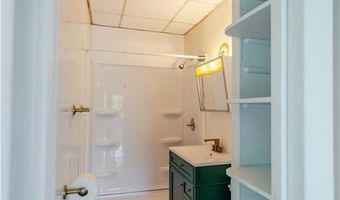 713 N 13 St, Atchison, KS 66002