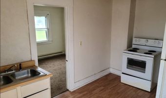 30 E Harrison St Up Apt, Alliance, OH 44601