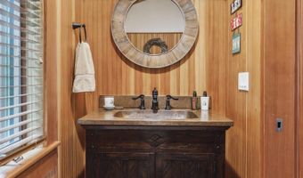 463 North Rd, Barnard, VT 05032