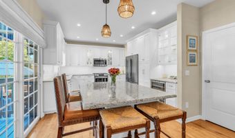 22 Woodland Ave, Manasquan, NJ 08736
