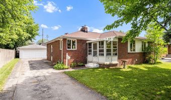 36 Lennox Ave, Amherst, NY 14226