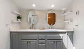 39368 LONGHILL Ln, Aldie, VA 20105