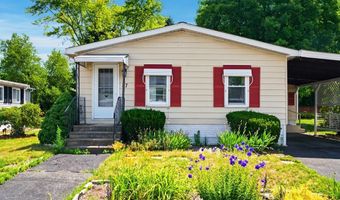 27 Castle Rd 153, Attleboro, MA 02703