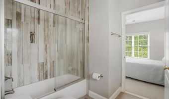 19917 INTERLACHEN Cir, Ashburn, VA 20147