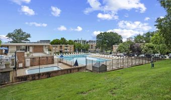 2600 INDIAN Dr 2C, Alexandria, VA 22303