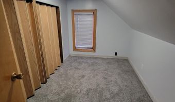 615 N 3rd St, Aberdeen, SD 57401