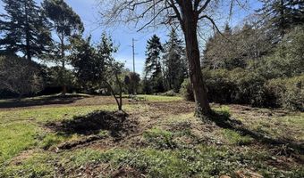 1300 HAMPTON Rd, Brookings, OR 97415