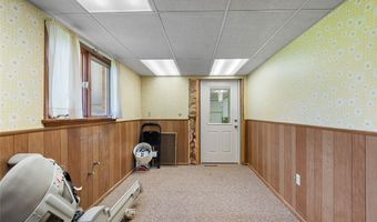 22840 Buck Rd, Alliance, OH 44601