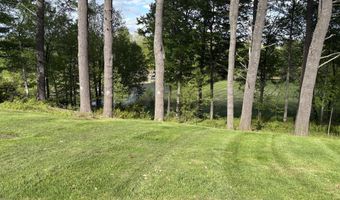 157 Main Rd, Abbot, ME 04406