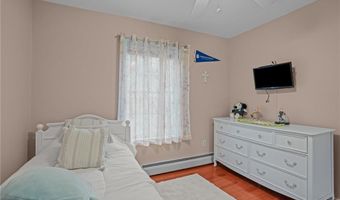 65 Albion Rd, Cumberland, RI 02864