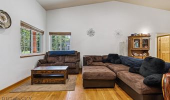 93 Landmark Dr, Belgrade, MT 59714