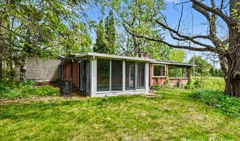 10748 100th St SE, Alto, MI 49302