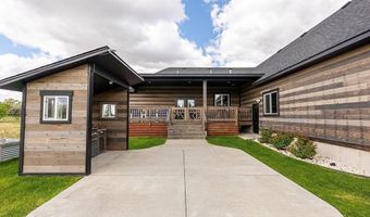 161 Snake River Dr, American Falls, ID 83211