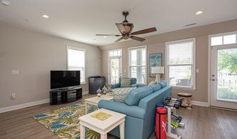 10900 HOLYSTONE Ln 301, Berlin, MD 21811