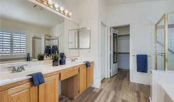 8213 Woodland Prairie Ave, Las Vegas, NV 89129