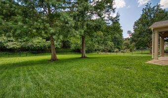 876 Kiefer Trails Dr, Ballwin, MO 63021