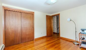 19 Longue Vue Ave, North Providence, RI 02904