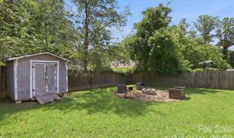 376 School Rd E, Asheville, NC 28803