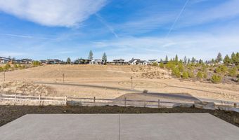 3118 NW Crossing Dr, Bend, OR 97703