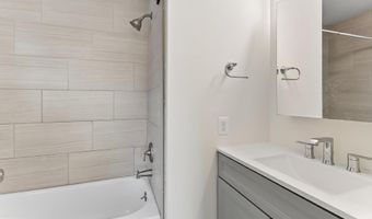 6925 MARY CAROLINE Cir H, Alexandria, VA 22310
