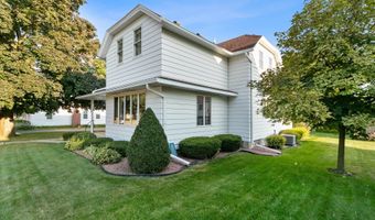 118 Main St, Arlington, WI 53911
