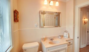 1210 McKinley Blvd, Alton, IL 62002