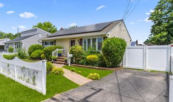 3414 Great Neck Rd, Amityville, NY 11701