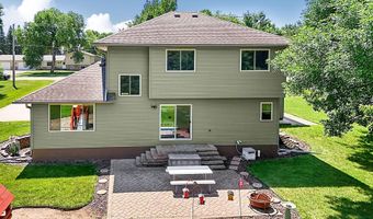 37785 Sunnyfield Cir, Avon, MN 56310