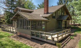325 Inwood Trl, Aurora, OH 44202