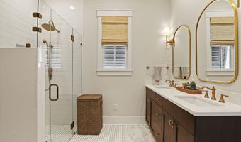 2 Tomlow Trce, Beaufort, SC 29906