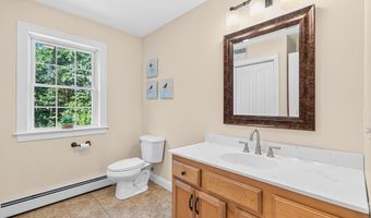 40 Haley Rd, Arundel, ME 04046