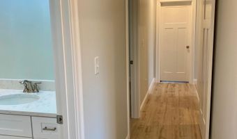 47 Woodbrey Ln, Standish, ME 04084