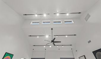 1818 New York Dr, Altadena, CA 91001